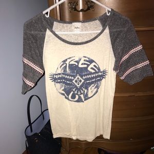 Day trip half sleeve